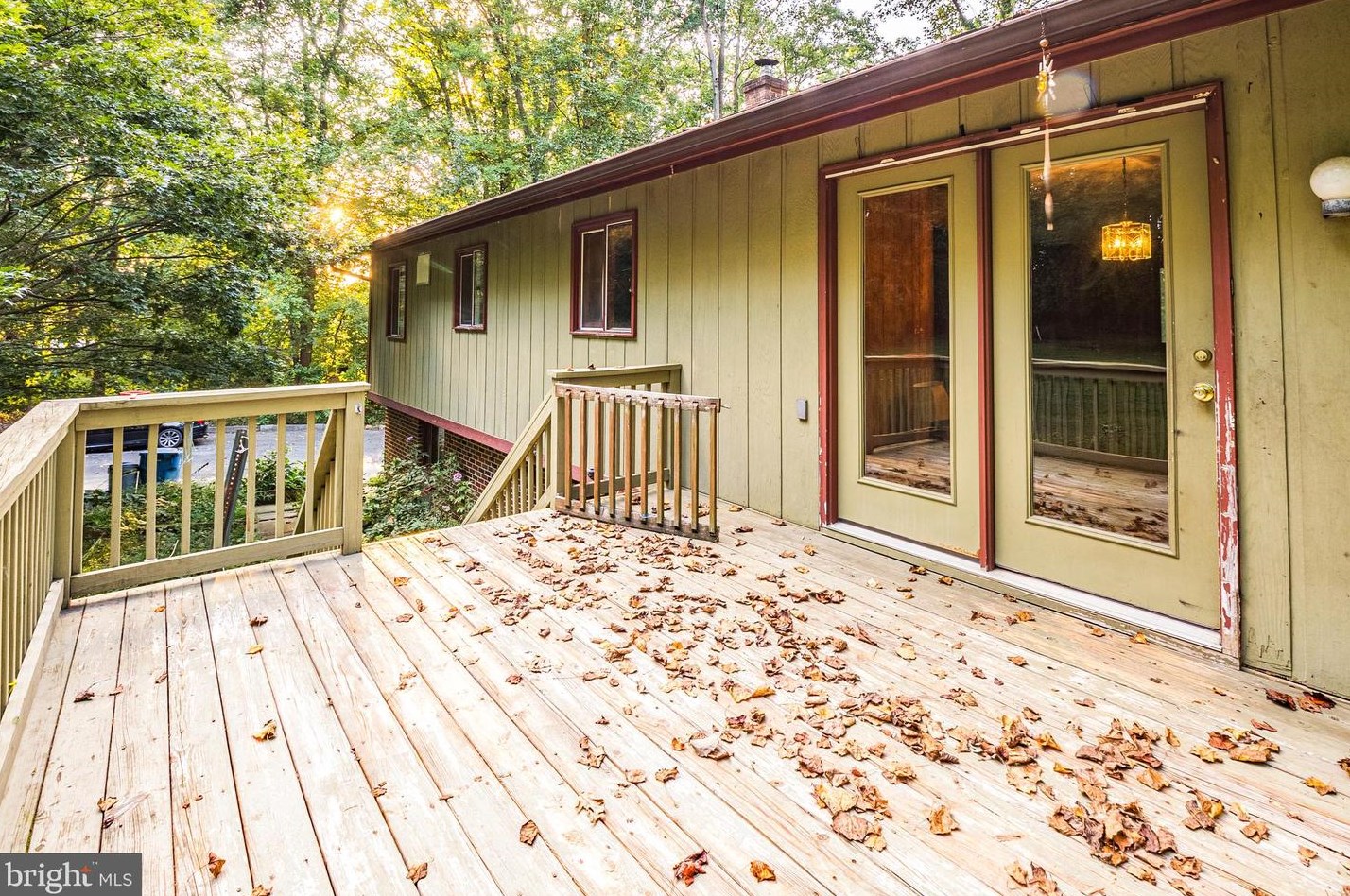 219 Elk Creek Rd, Oxford PA 19363-4221 exterior