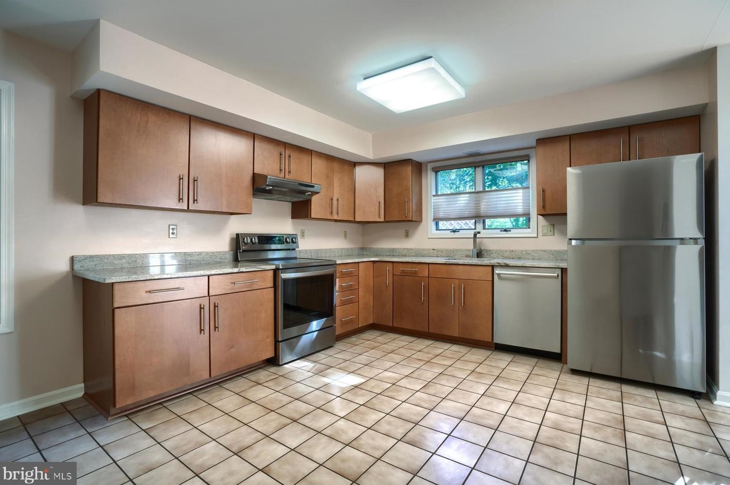 102 Brandywine Dr, Romansville PA  19320-1027 exterior