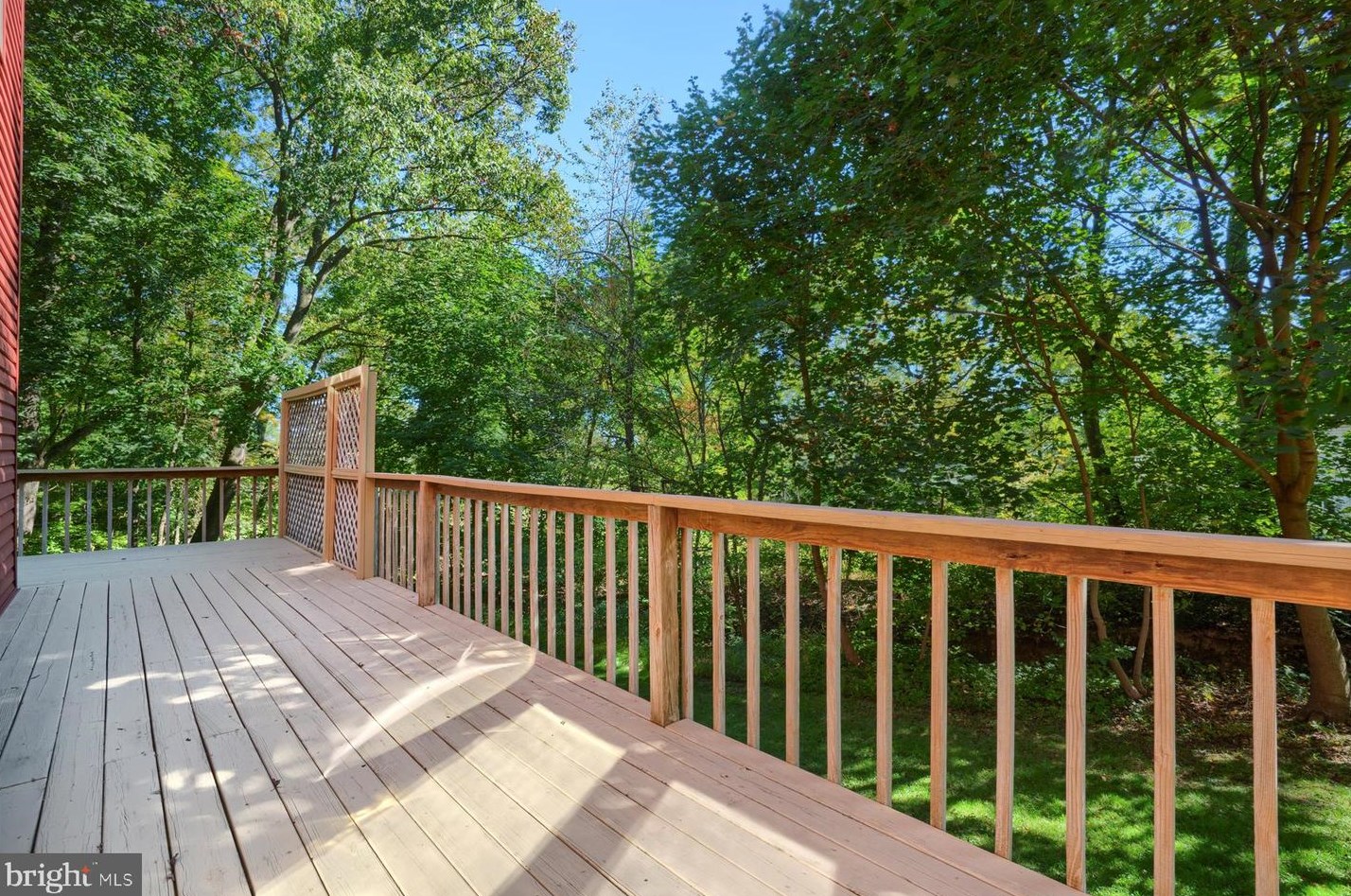 102 Brandywine Dr, Romansville PA  19320-1027 exterior