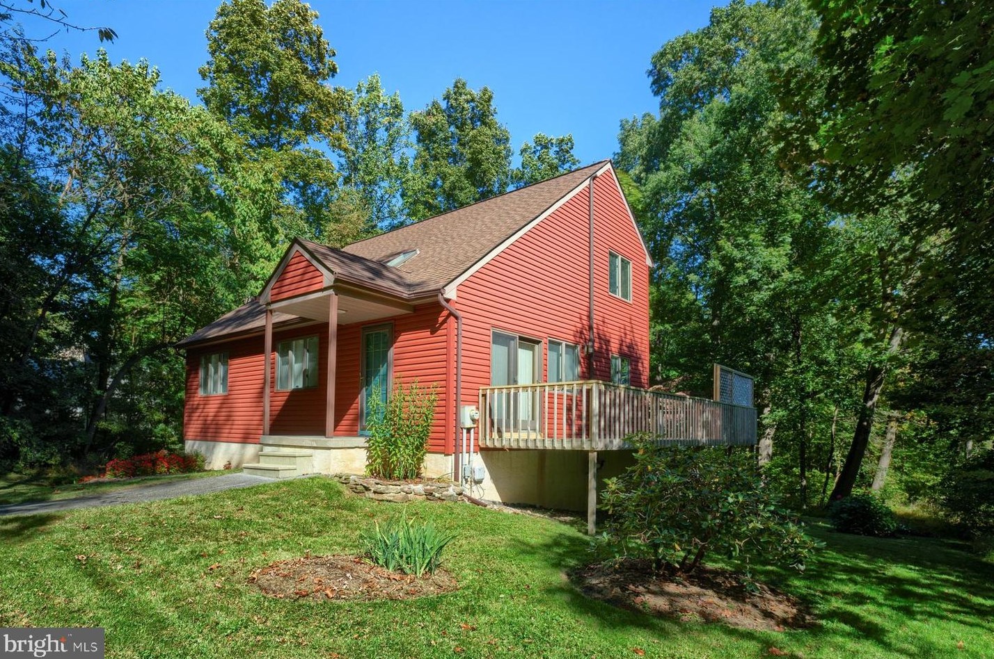 102 Brandywine Dr, Romansville PA  19320-1027 exterior
