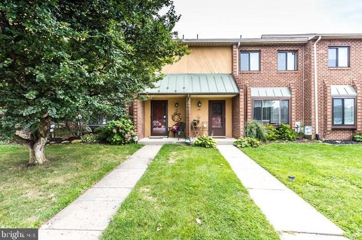 117 Conway Ct, Exton PA  19341-2923 exterior