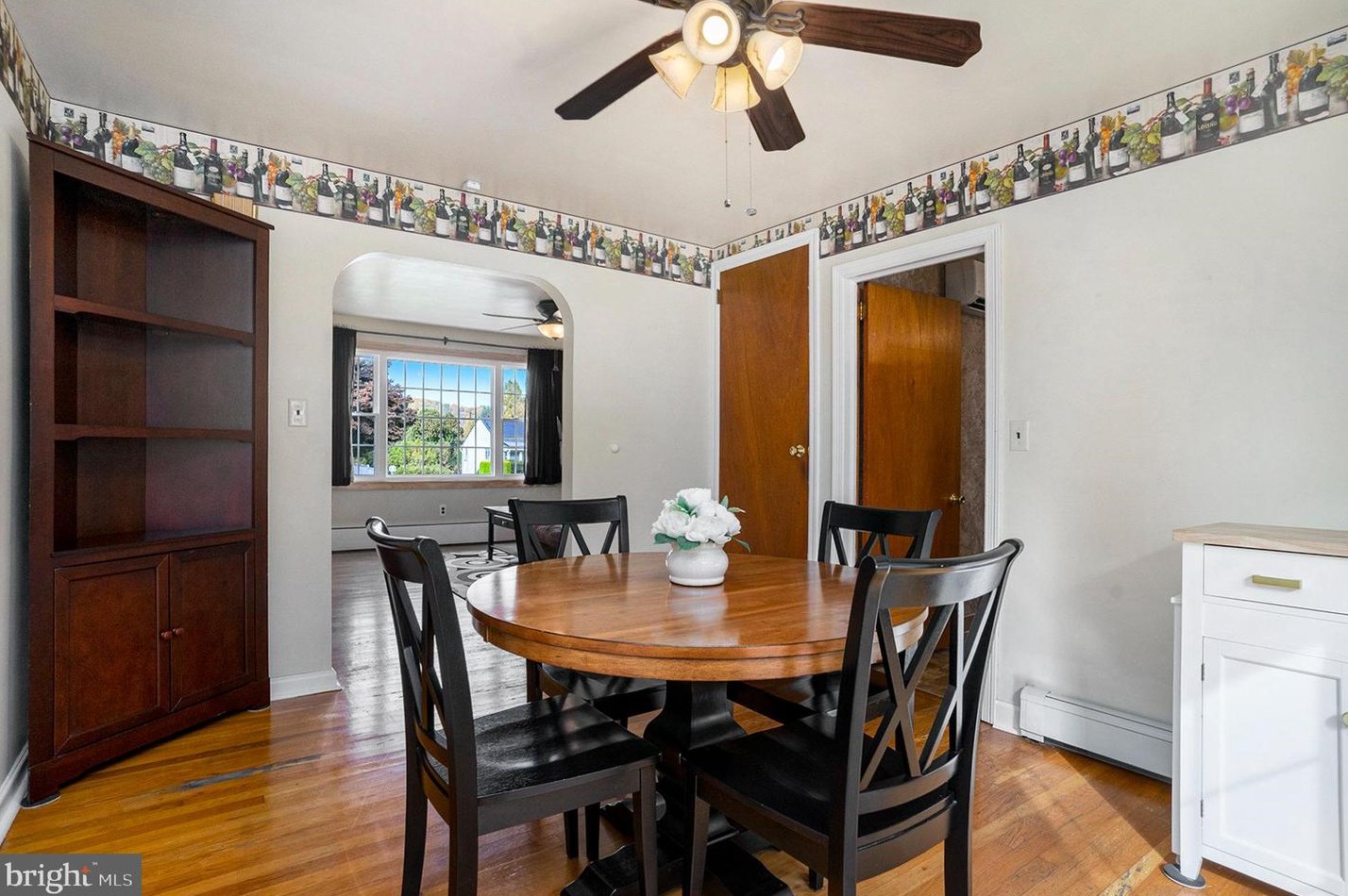 1704 Stirling St, Coatesville PA  19320-2564 exterior