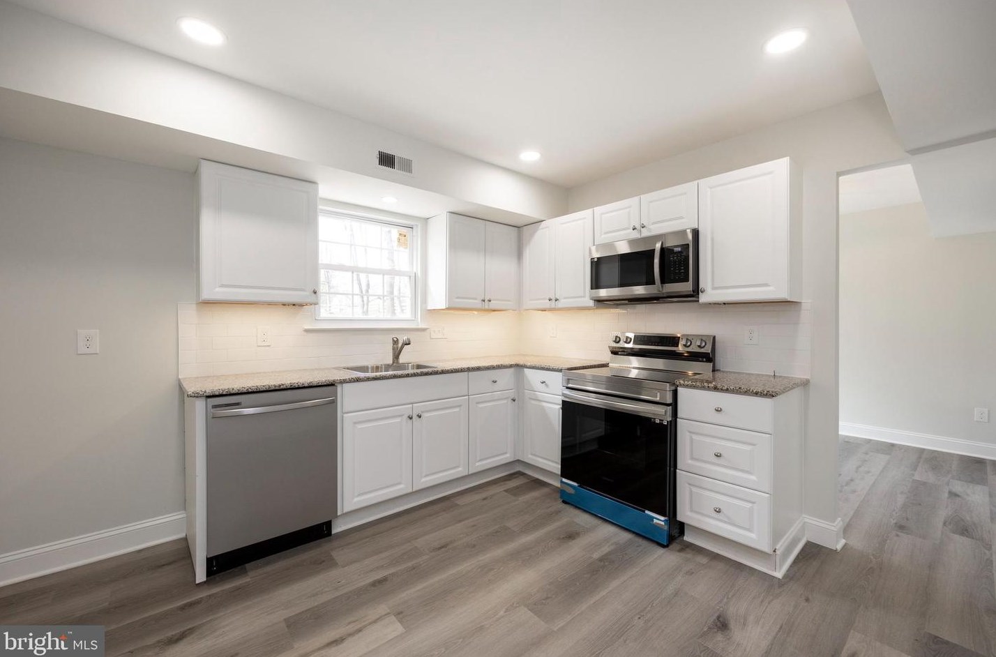 225 Colwyn Ter, West Chester PA  19380-1182 exterior