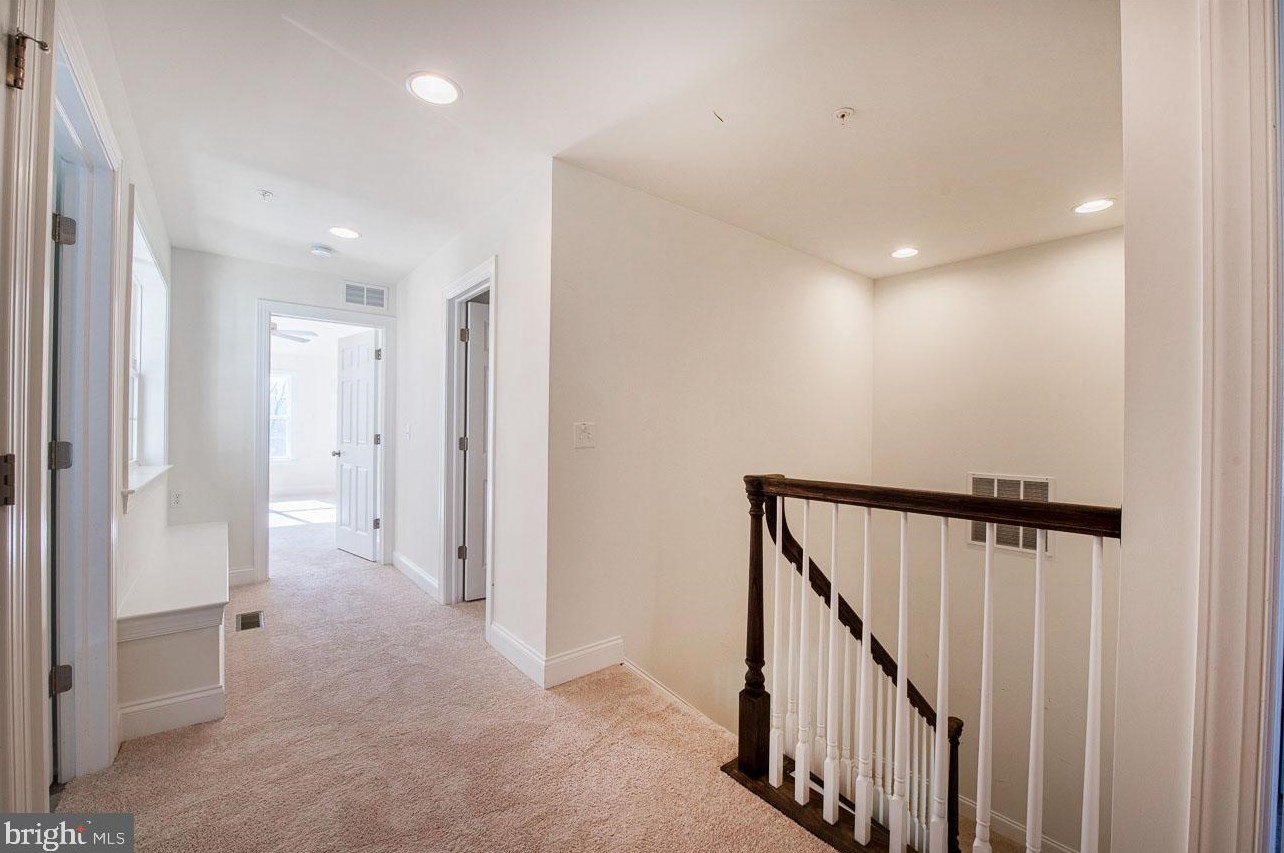 336 Kemper Dr, Honey Brook PA  19344 exterior