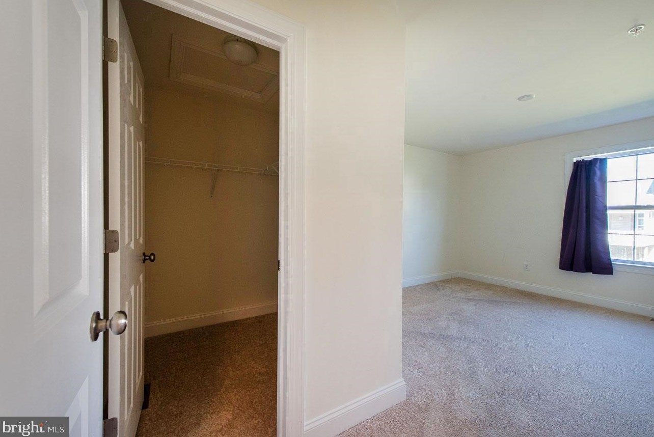 336 Kemper Dr, Honey Brook PA  19344 exterior