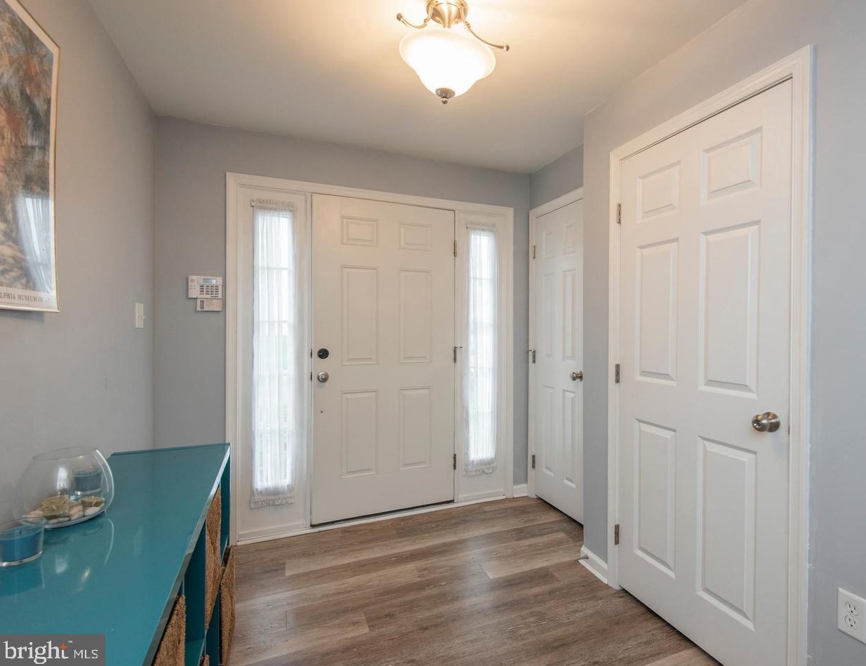 322 Larose Dr, Romansville PA  19320-1628 exterior