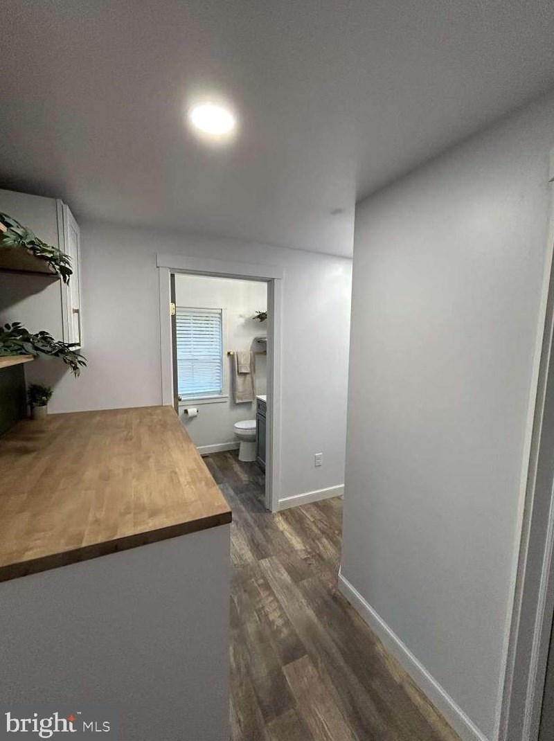 401 Ash Rd, Coatesville PA  19320-1137 exterior