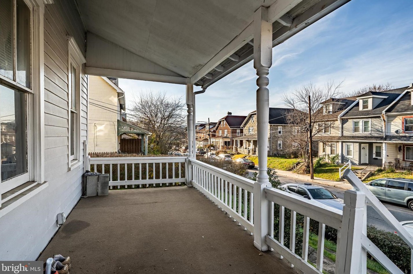 434 Maple Ave, Coatesville PA  19320-3602 exterior