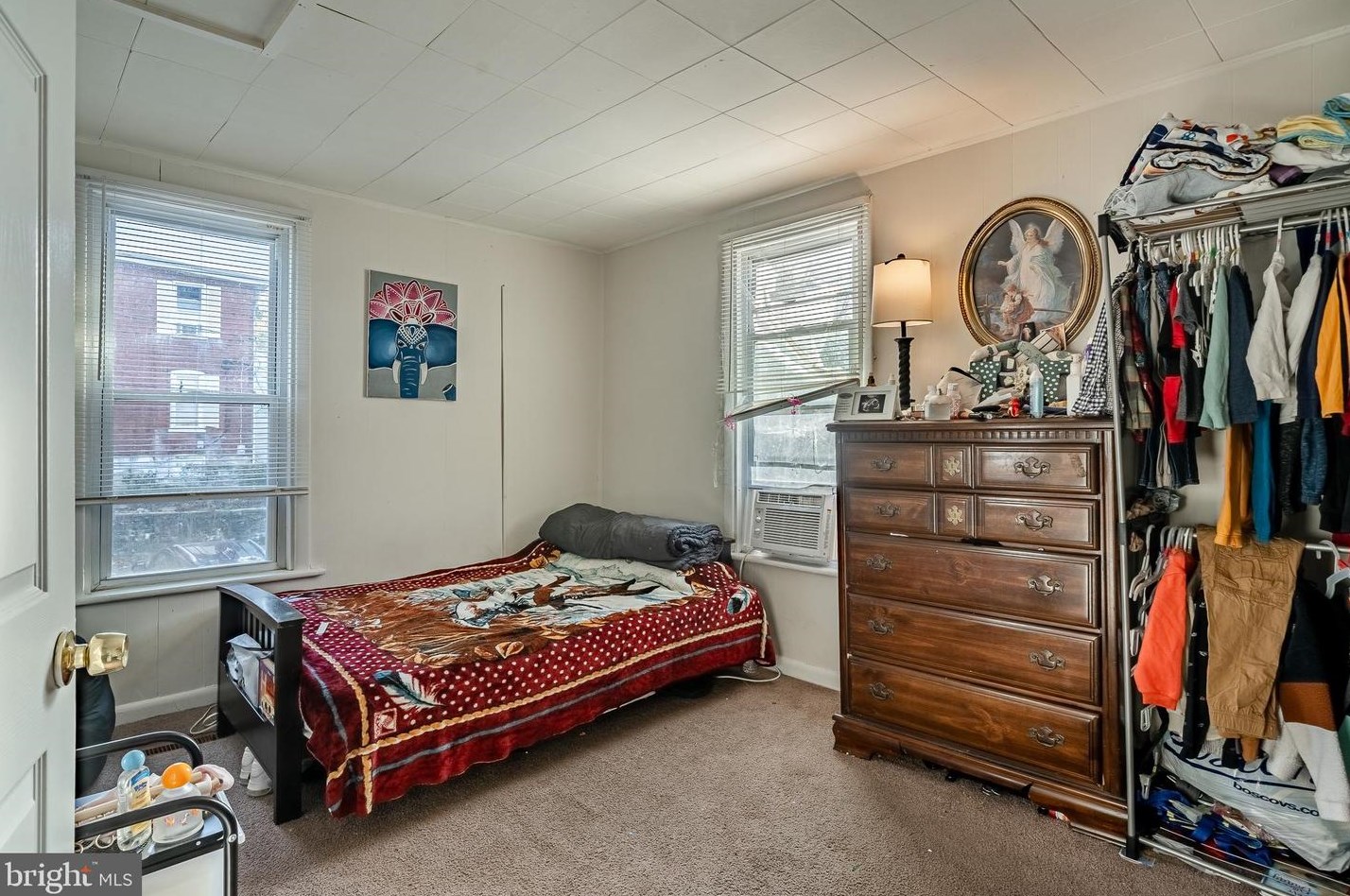 434 Maple Ave, Coatesville PA  19320-3602 exterior