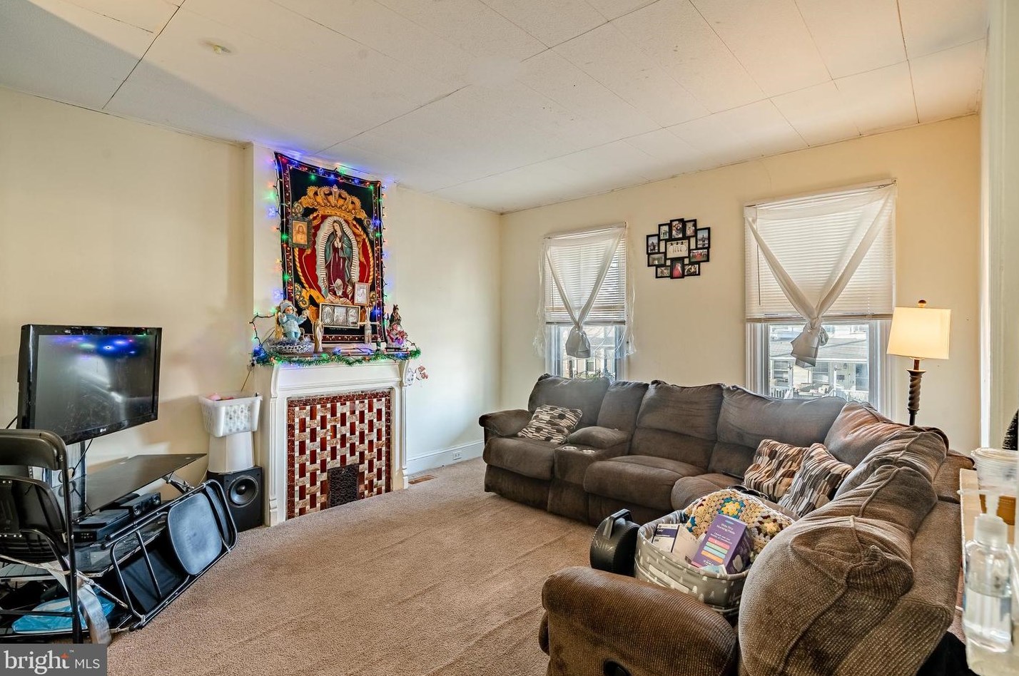 434 Maple Ave, Coatesville PA  19320-3602 exterior