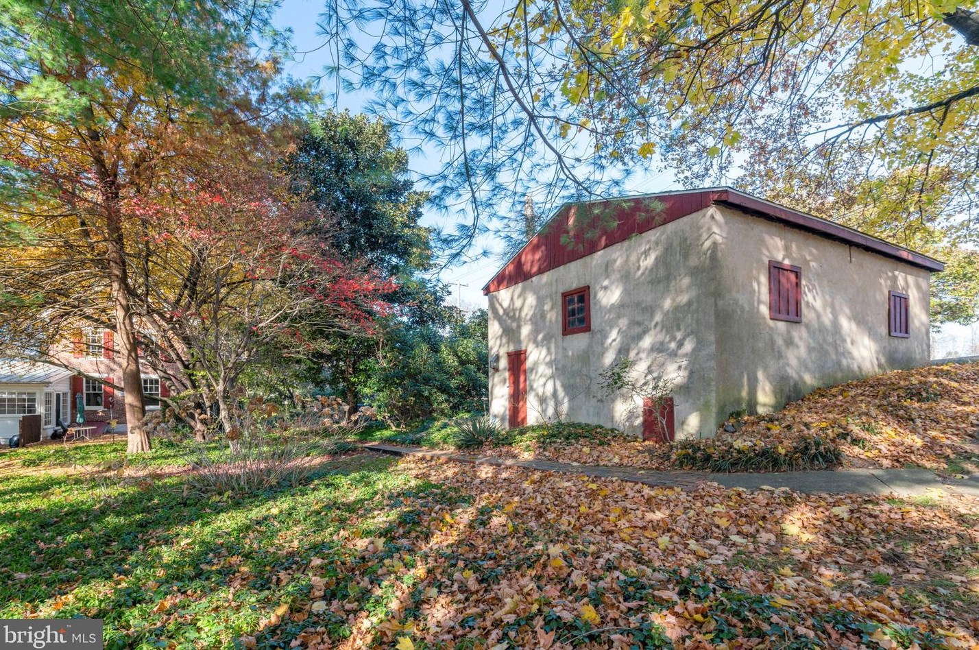 162 Sheehan Rd, Avondale PA  19311-9719 exterior