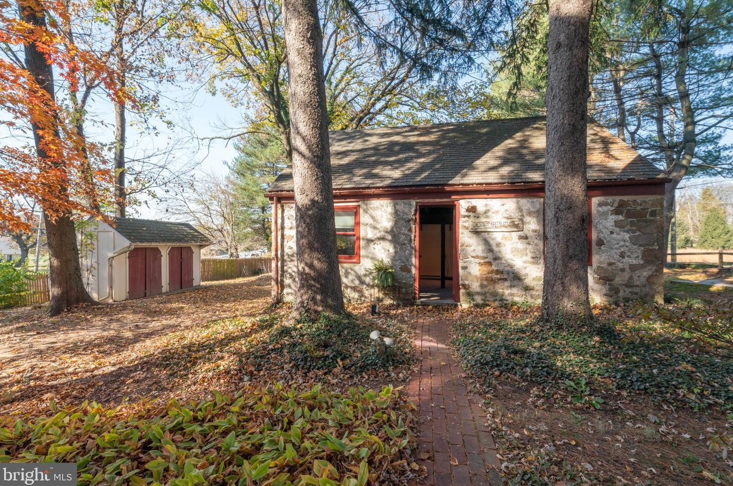 162 Sheehan Rd, Avondale PA  19311-9719 exterior