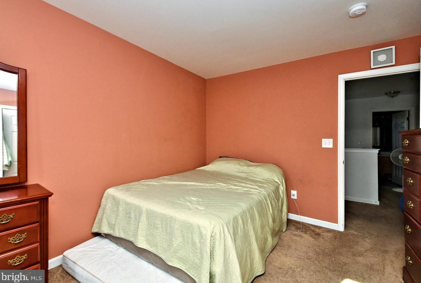 315 Community Ln, Coatesville PA  19320-3733 exterior