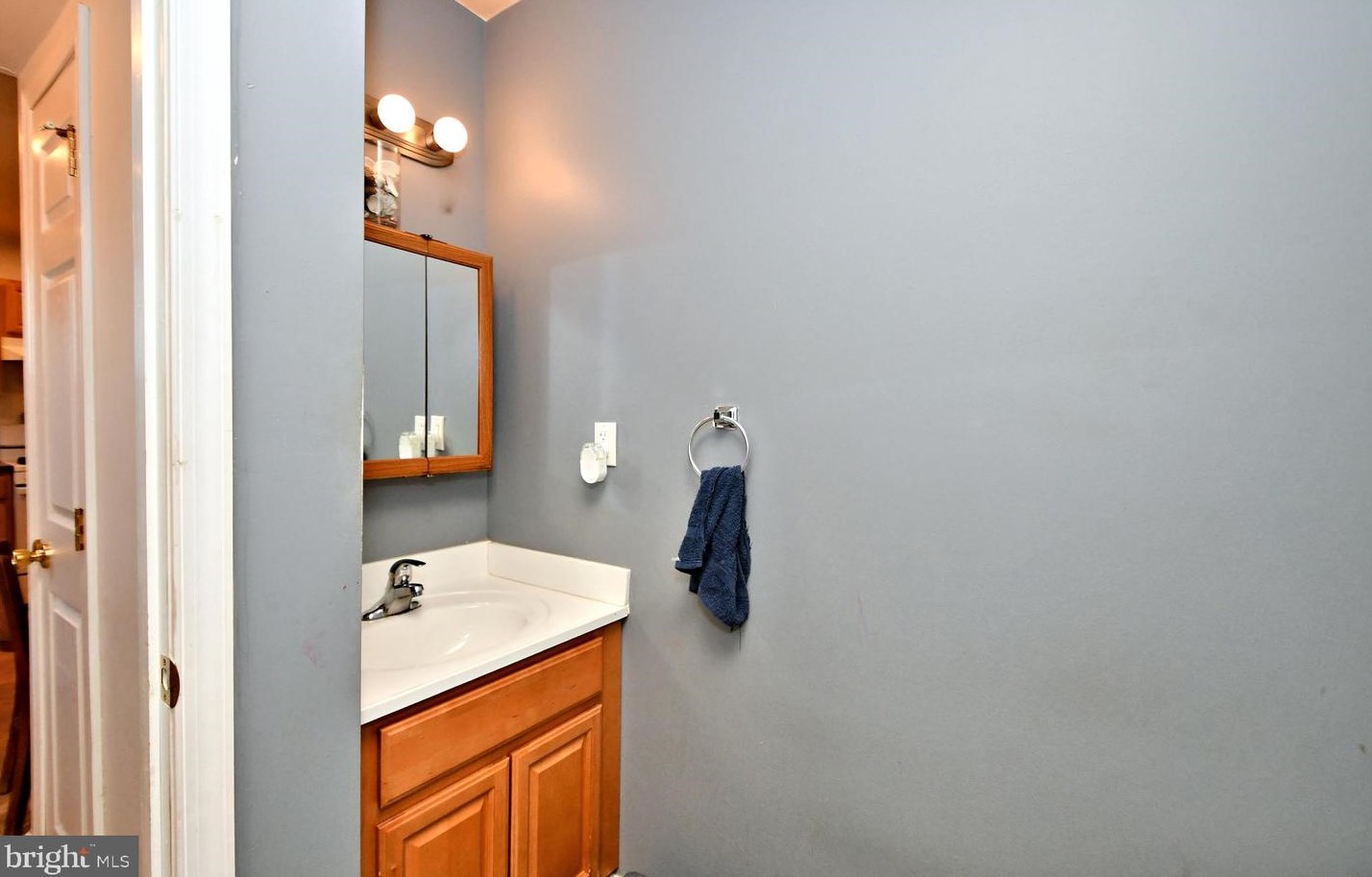 315 Community Ln, Coatesville PA  19320-3733 exterior