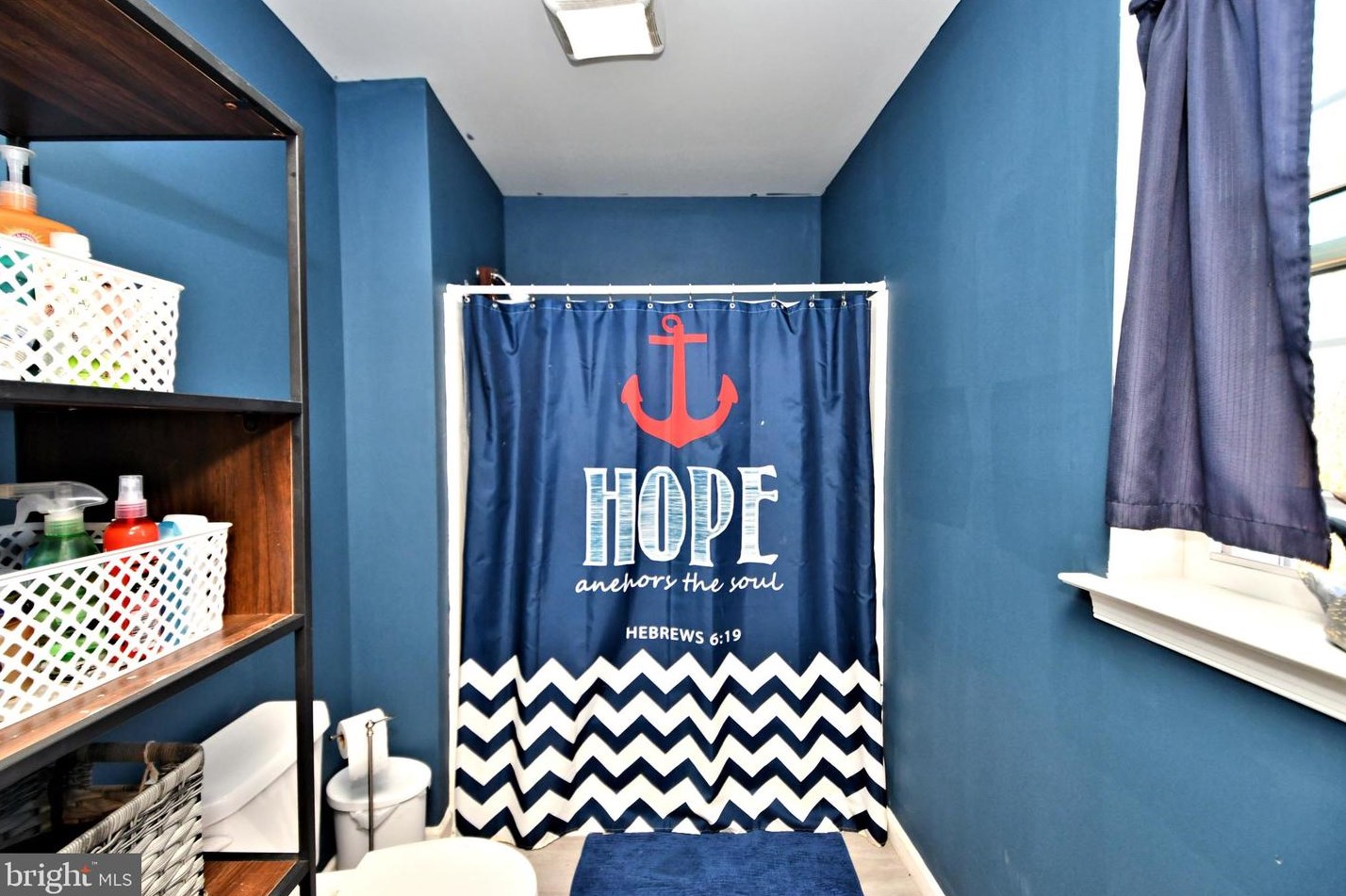 315 Community Ln, Coatesville PA  19320-3733 exterior