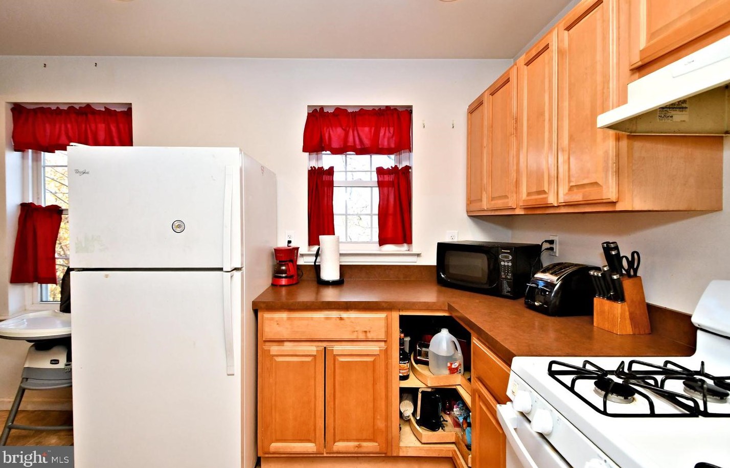 315 Community Ln, Coatesville PA  19320-3733 exterior