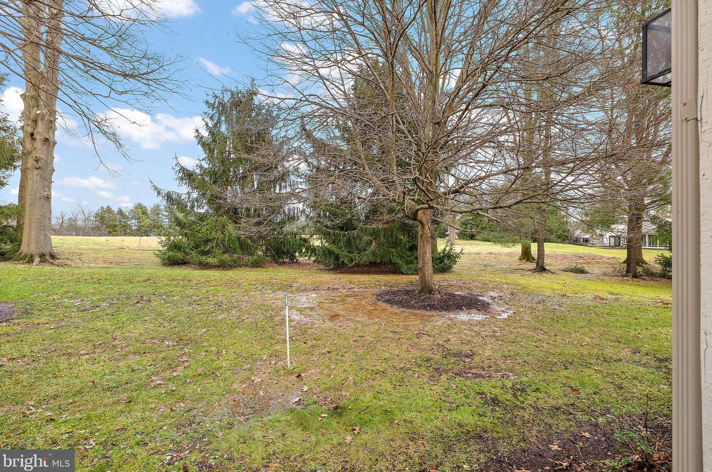 310 Devon Ln, West Chester PA  19380-6823 exterior