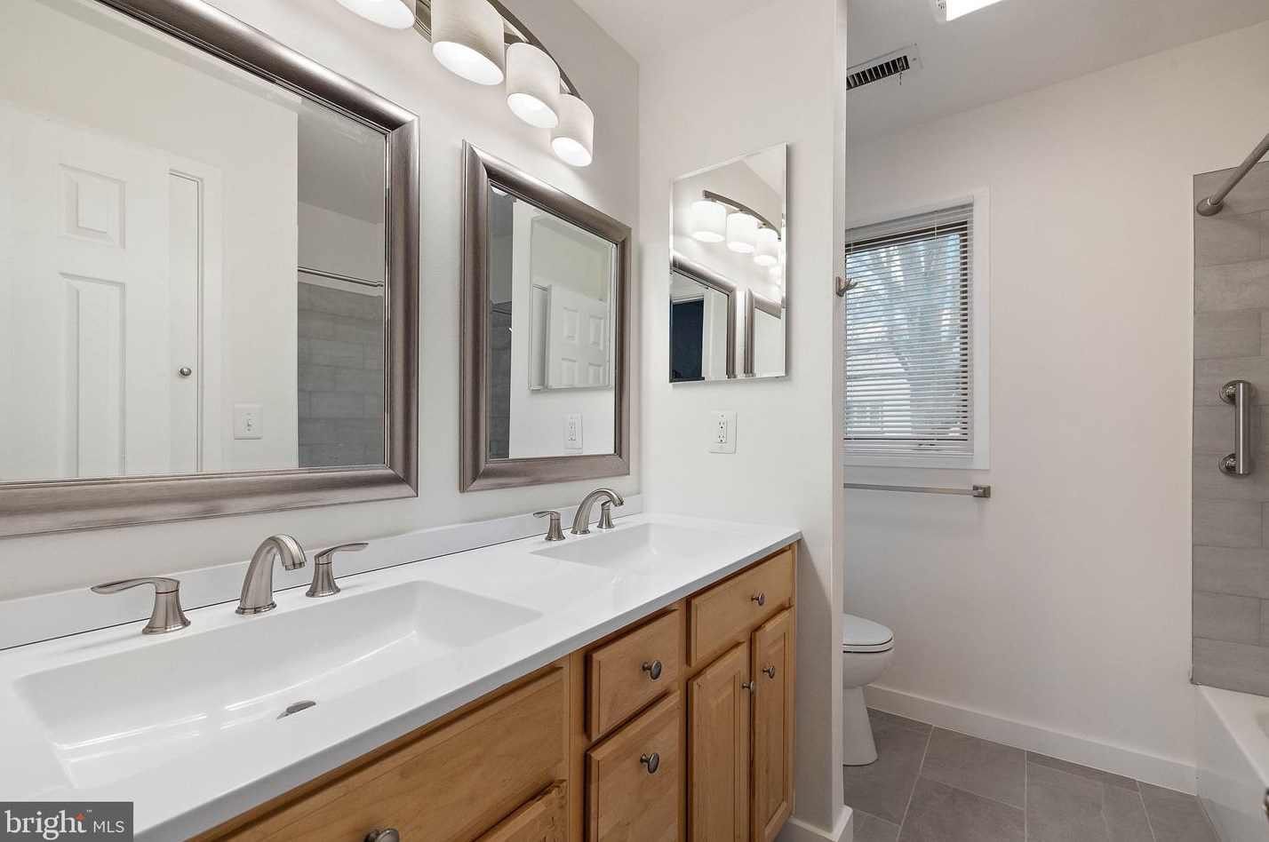 310 Devon Ln, West Chester PA  19380-6823 exterior