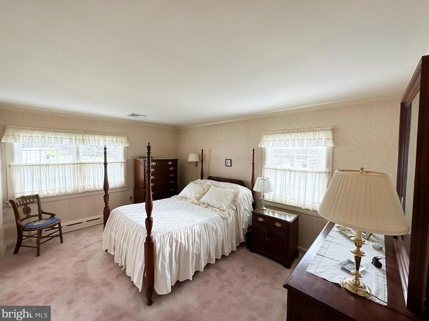 1580 Broadrun Rd, Downingtown PA  19335-3585 exterior