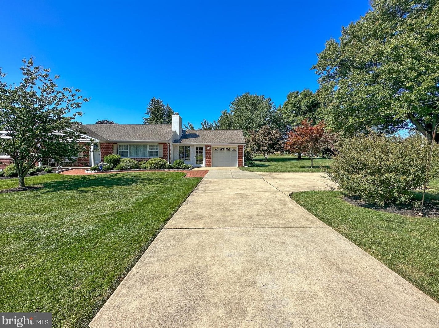 1580 Broadrun Rd, Downingtown PA  19335-3585 exterior