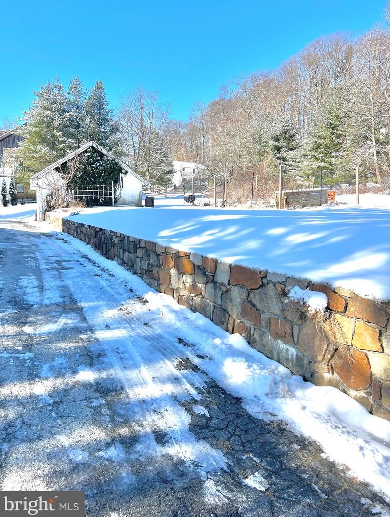 426 Whitford Rd, Exton PA  19341-2644 exterior