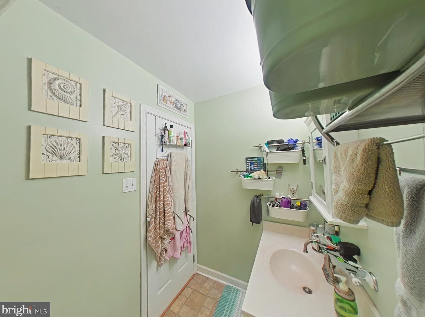 107 Peters Ct, Romansville PA  19320-2719 exterior