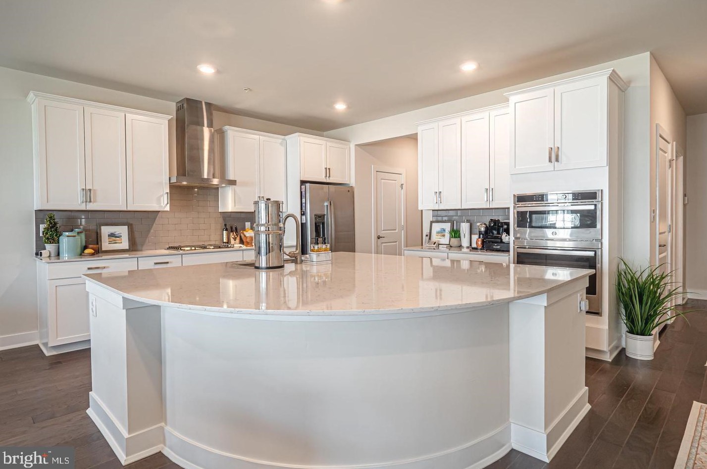 165 Livingston Ln, Exton PA  19341-2800 exterior