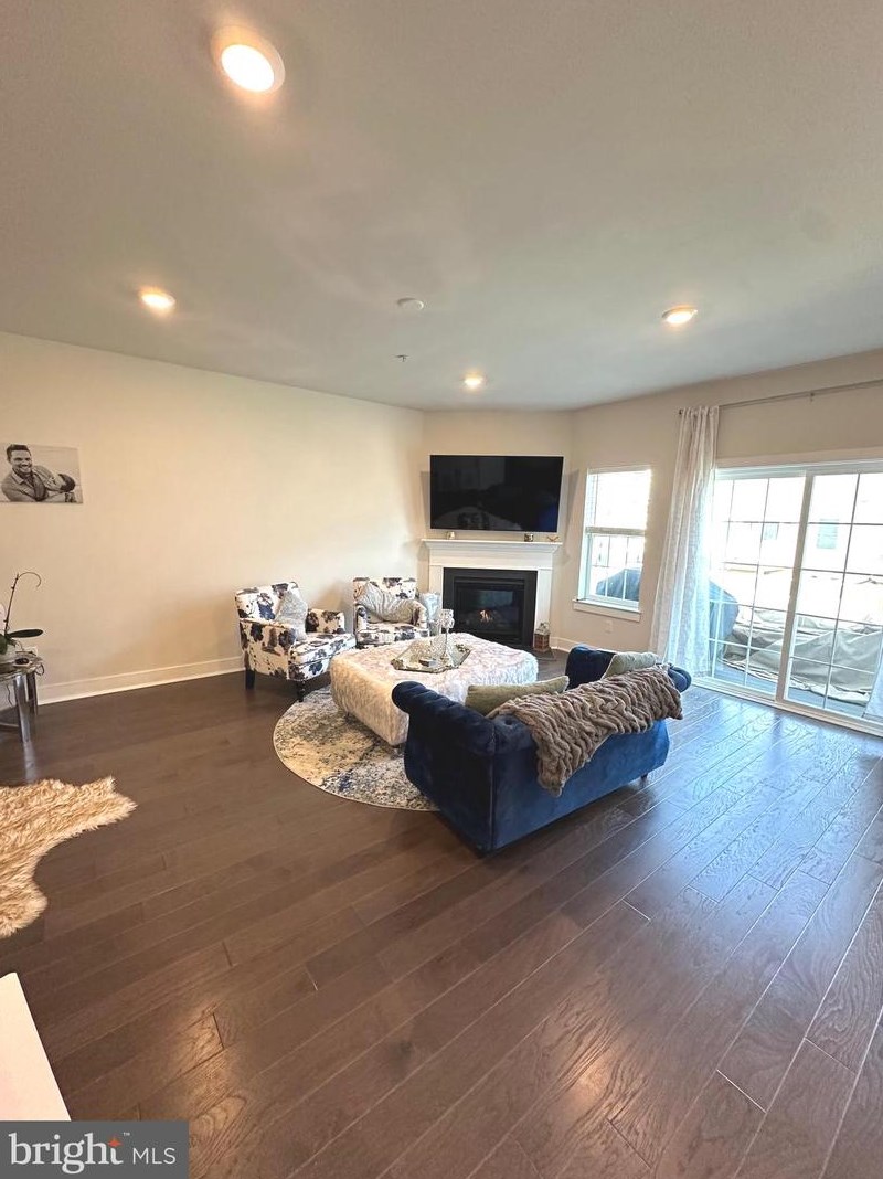 165 Livingston Ln, Exton PA  19341-2800 exterior