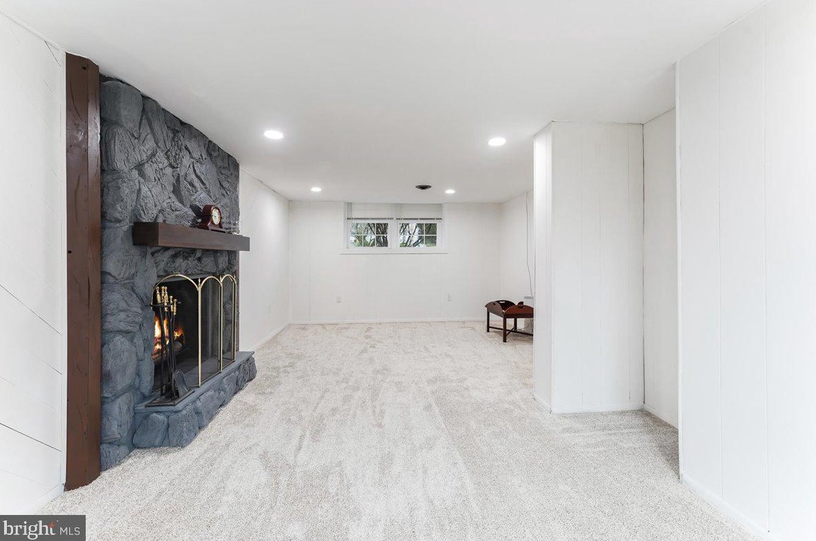 46 Marshall Cir, Downingtown PA  19335-2112 exterior