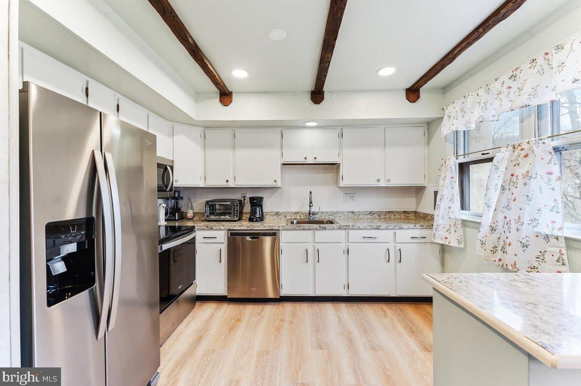 46 Marshall Cir, Downingtown PA  19335-2112 exterior