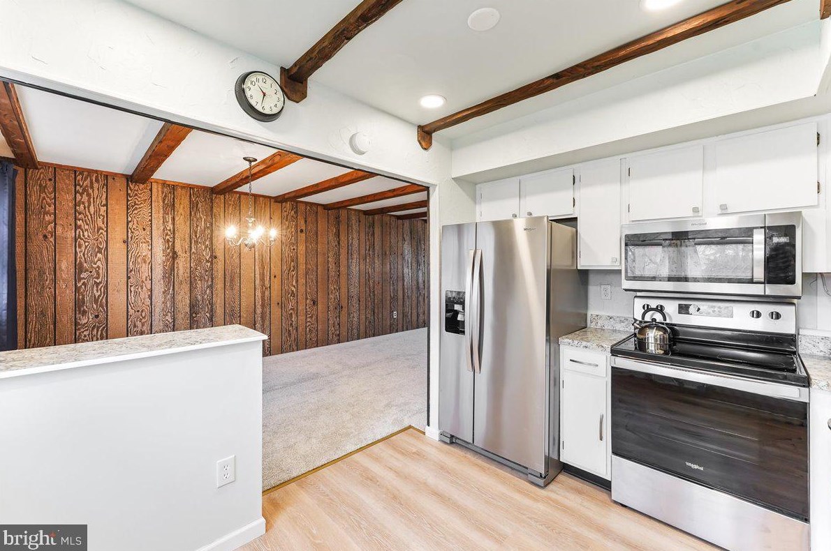 46 Marshall Cir, Downingtown PA  19335-2112 exterior