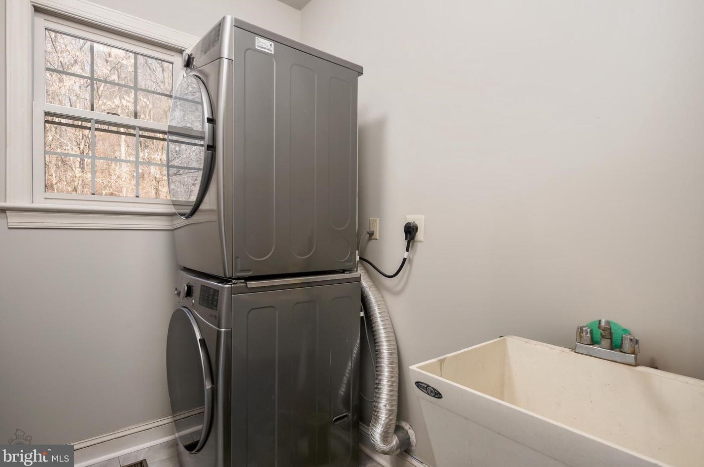 3181 Chestnut Hill Rd, Pottstown PA 19465-8560 exterior