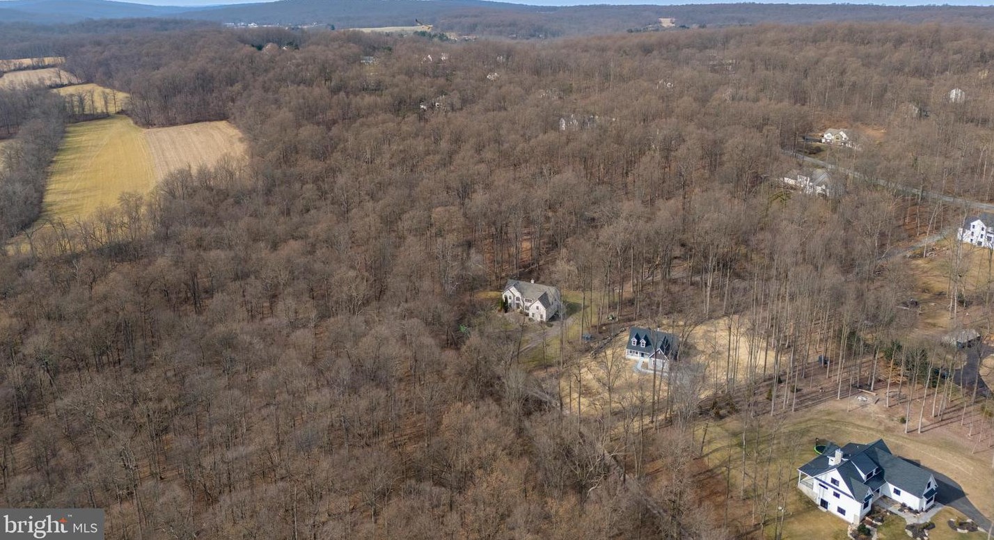 3181 Chestnut Hill Rd, Pottstown PA 19465-8560 exterior