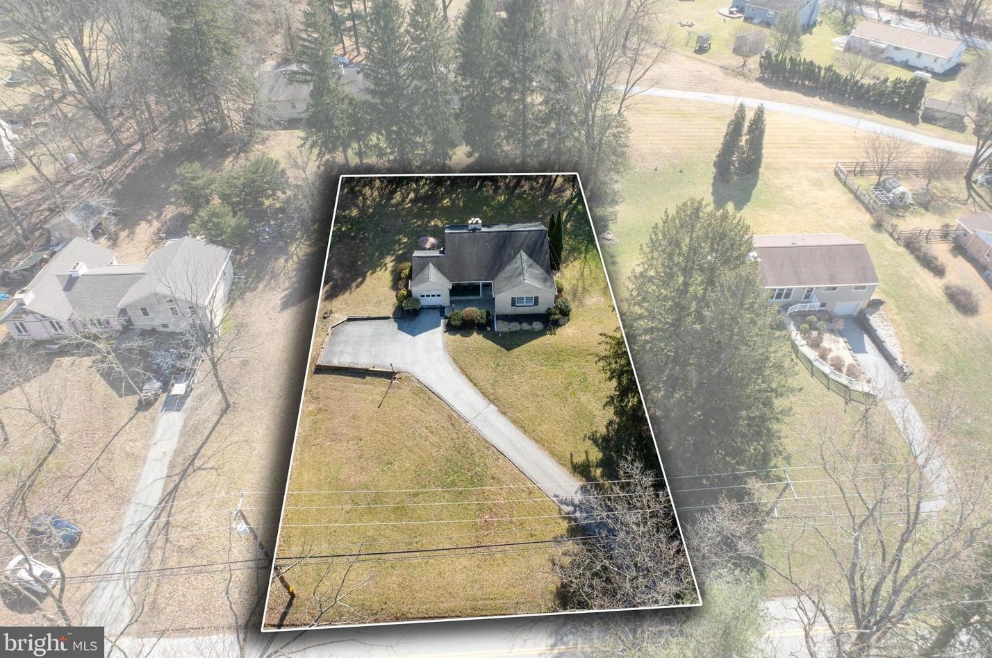 1714 Fisherville Rd, Romansville PA  19320-2118 exterior