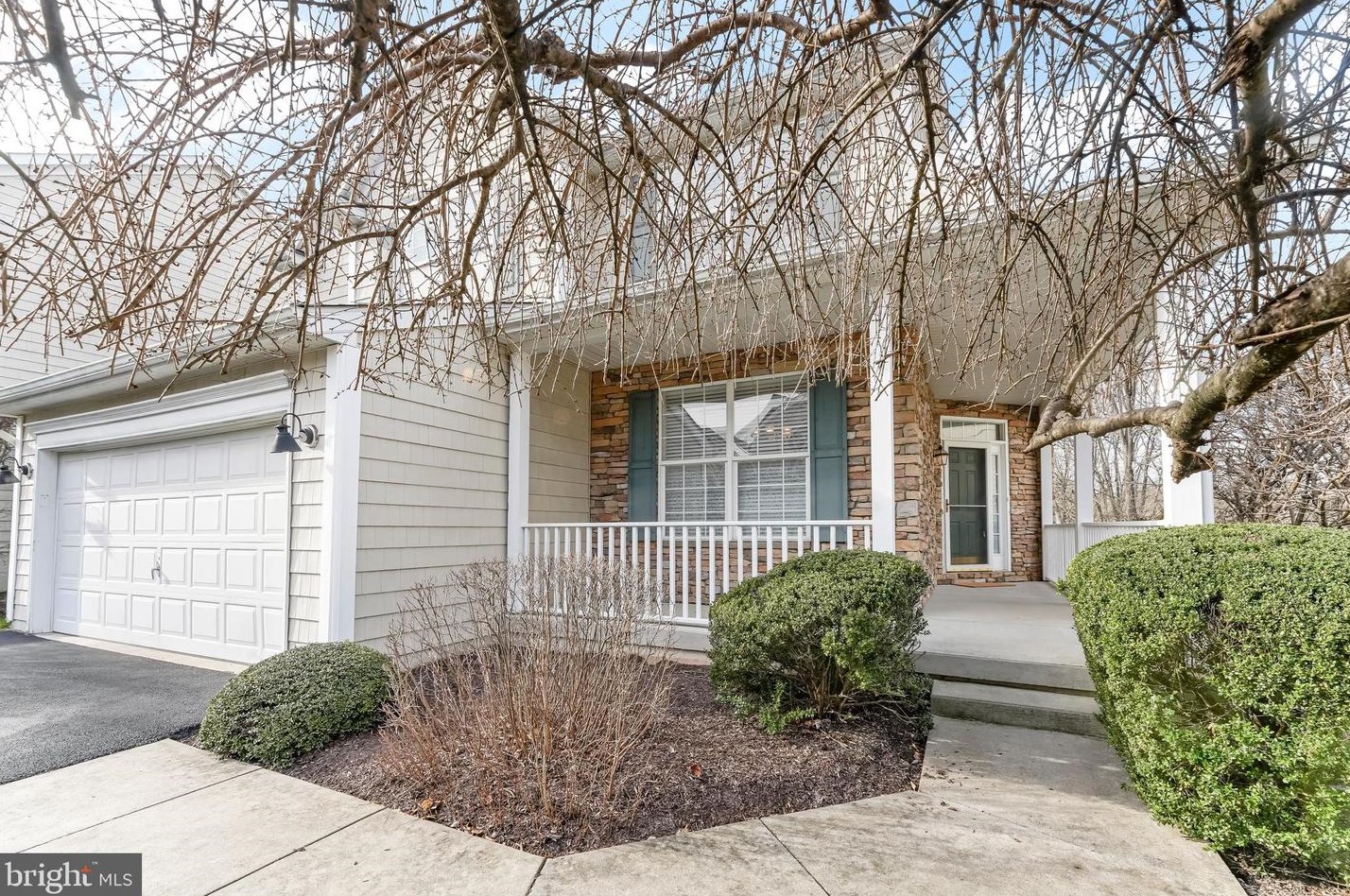 103 Brookline Ct, Avondale PA  19311-1406 exterior