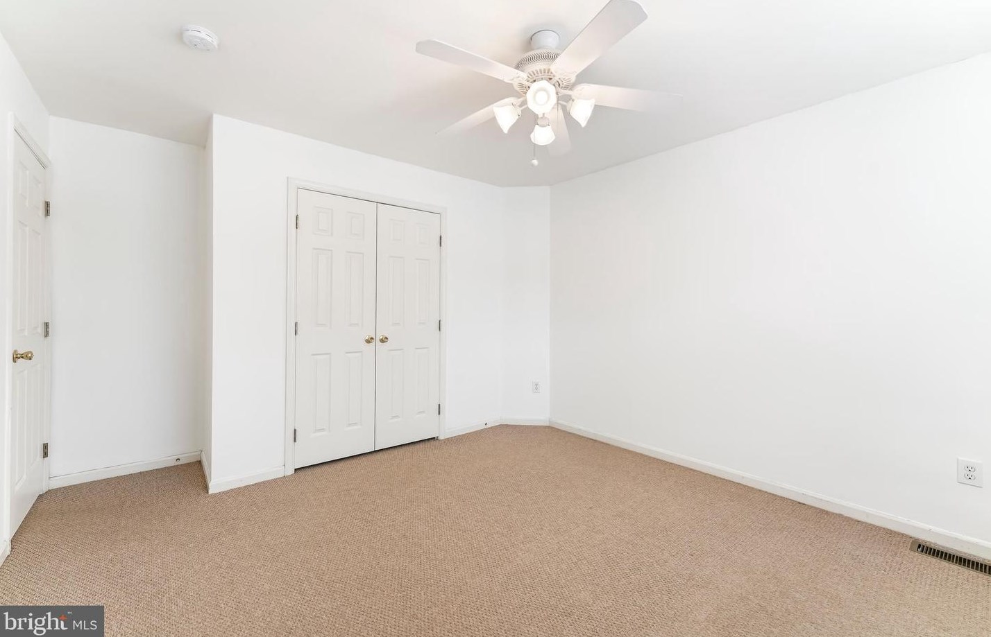 103 Brookline Ct, Avondale PA  19311-1406 exterior