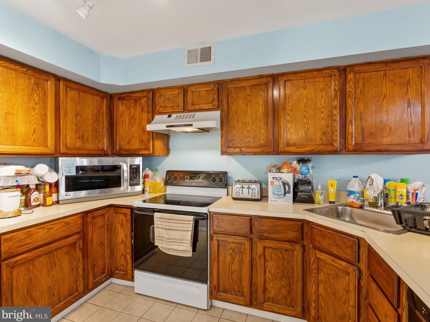 255 Walnut Springs Ct, West Chester PA  19380-1712 exterior