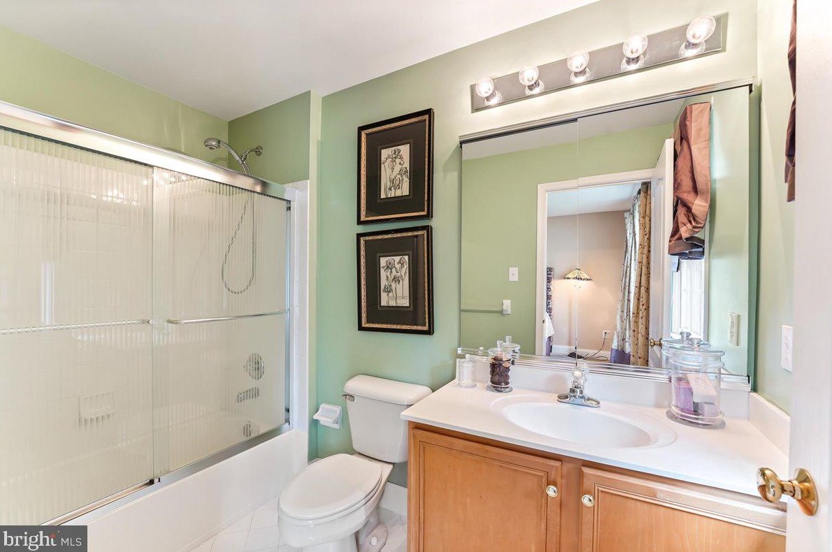 213 Grn Vly Rd, Exton PA 19341-2457 exterior