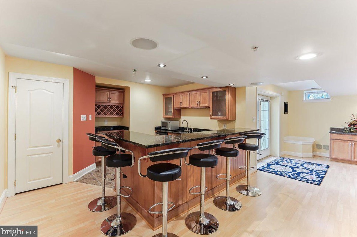 213 Grn Vly Rd, Exton PA 19341-2457 exterior