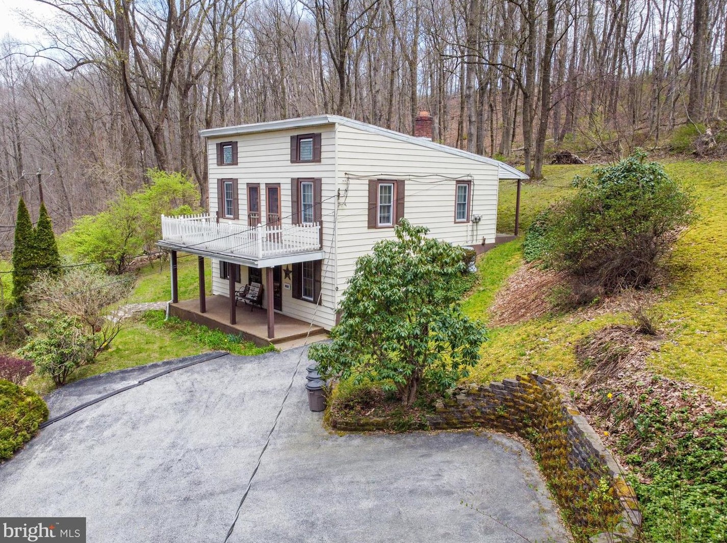 445 Hephzibah Hill Rd, Coatesville PA  19320-4462 exterior