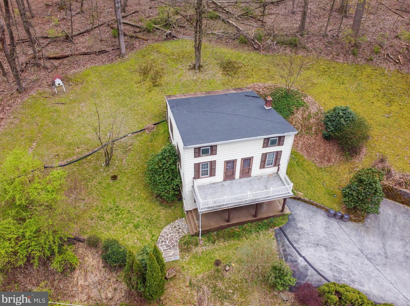 445 Hephzibah Hill Rd, Coatesville PA  19320-4462 exterior