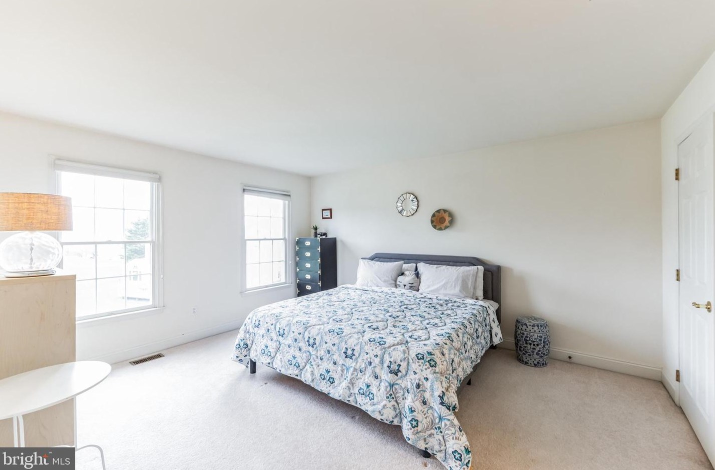 423 Bowen Dr, Exton PA  19341-2366 exterior