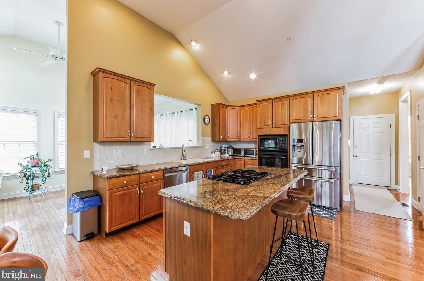 423 Bowen Dr, Exton PA  19341-2366 exterior