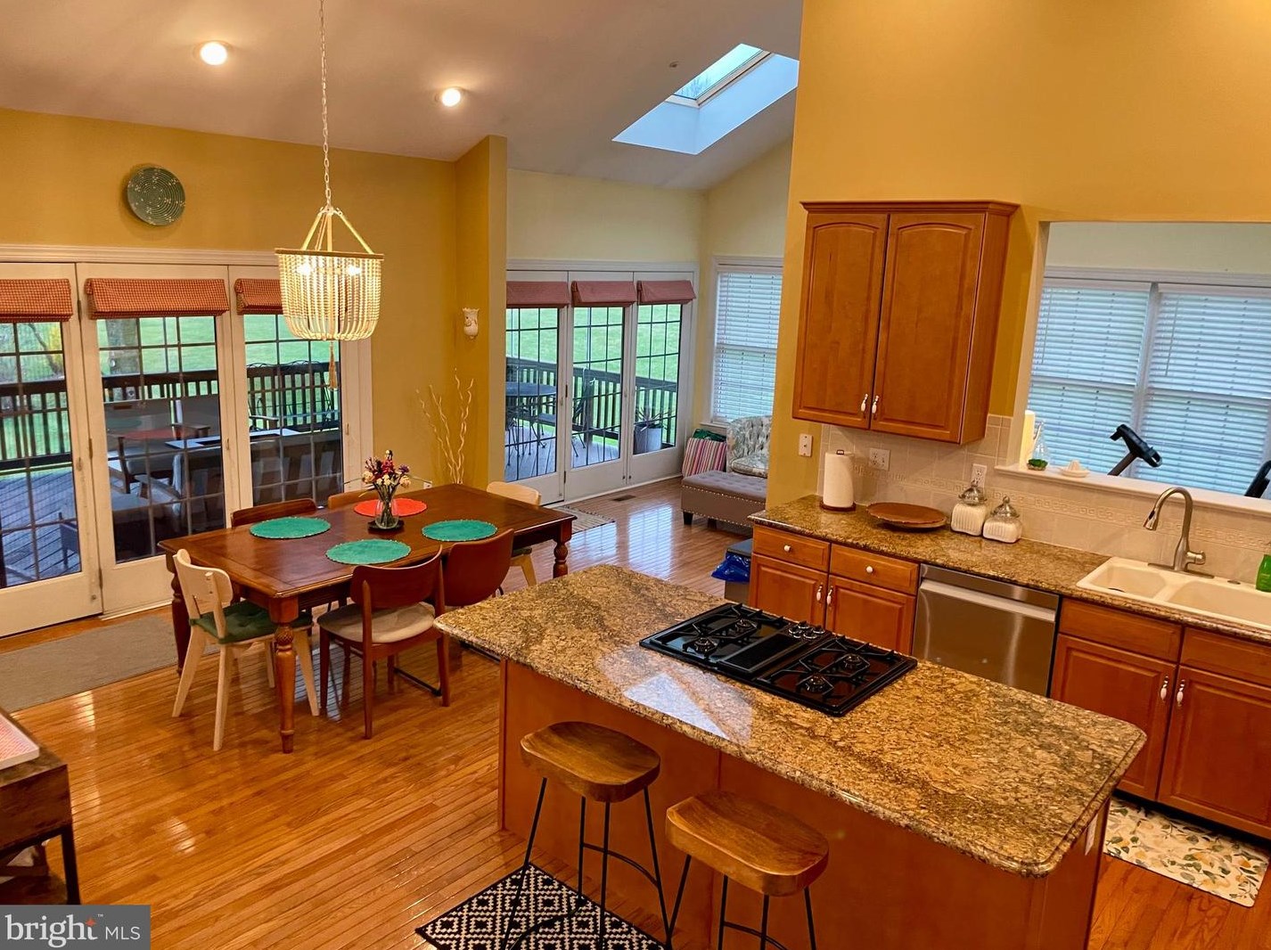423 Bowen Dr, Exton PA  19341-2366 exterior