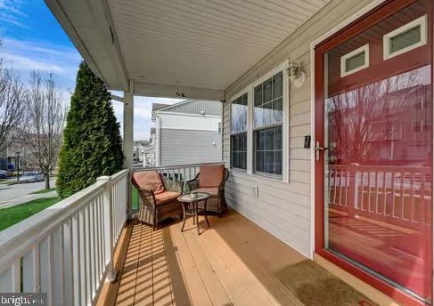 325 Community Ln, Coatesville PA  19320-3746 exterior