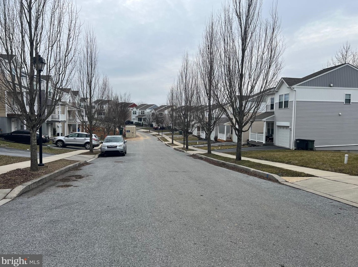 325 Community Ln, Coatesville PA  19320-3746 exterior