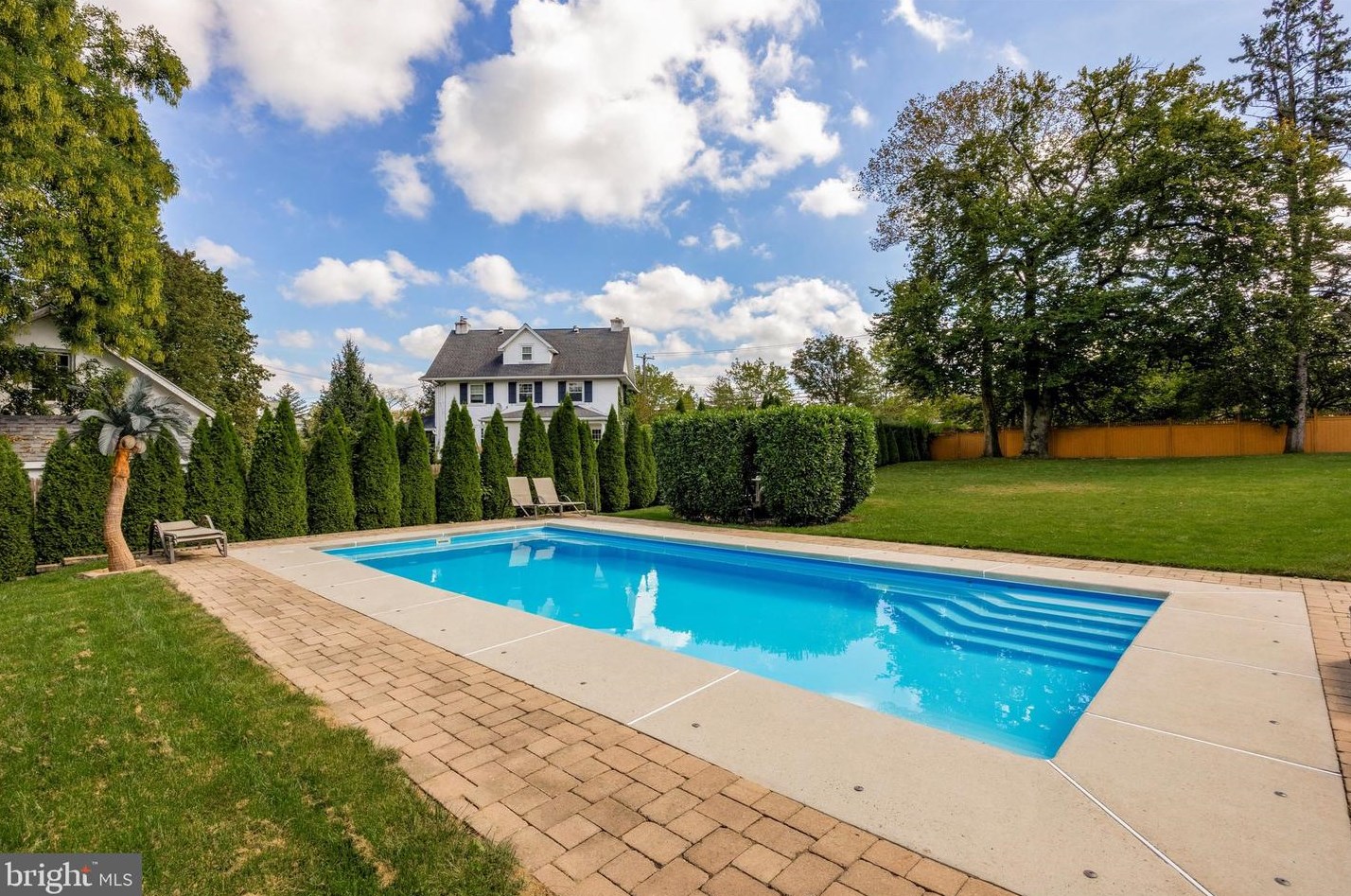 838 Conestoga Rd, Berwyn PA 19312-1360 exterior