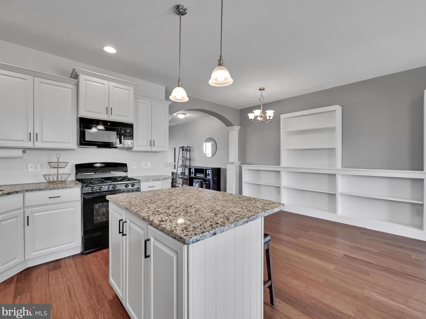 114 Lukens Mill Dr, Romansville PA  19320-3968 exterior