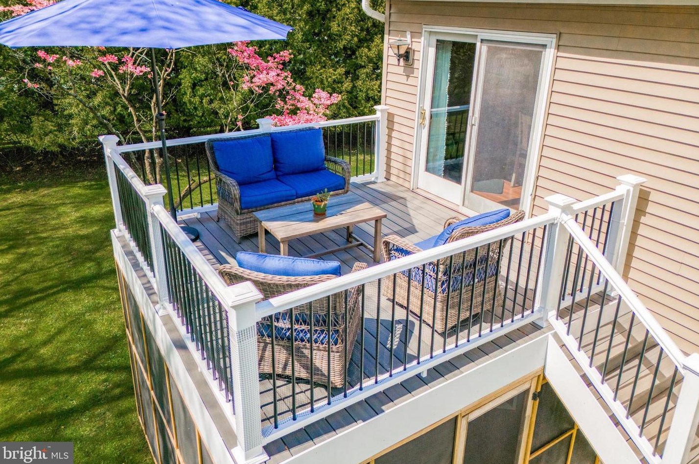 52 Mark Dr, Pottstown PA 19465-7906 exterior