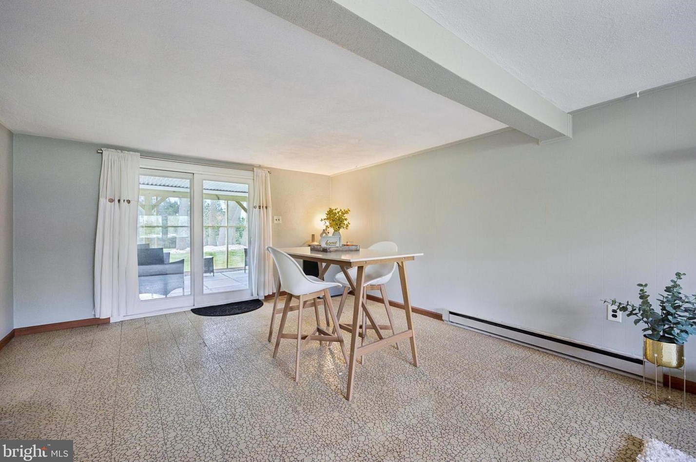 52 Mark Dr, Pottstown PA 19465-7906 exterior